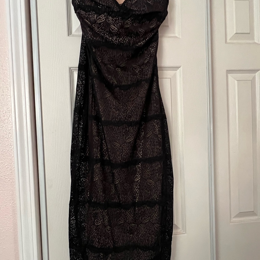 Bebe Black Strapless Sweetheart Gown